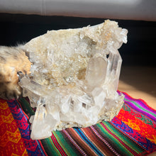 Load image into Gallery viewer, Himalayan Quartz Cluster