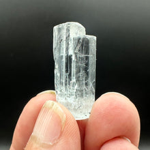 Load image into Gallery viewer, Aquamarine