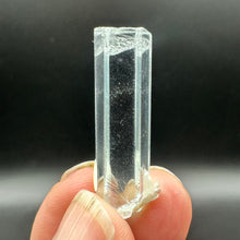 Load image into Gallery viewer, Aquamarine