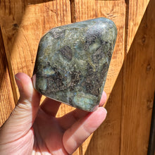 Load image into Gallery viewer, Labradorite Free Form