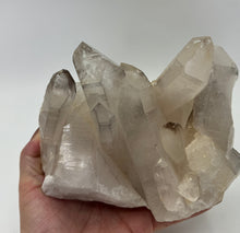 Load image into Gallery viewer, Lithium Quartz