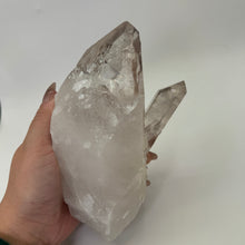 Load image into Gallery viewer, Lithium Quartz