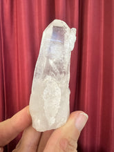 Load image into Gallery viewer, Lemurian B-quality Points