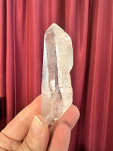 Load image into Gallery viewer, Lemurian B-quality Points
