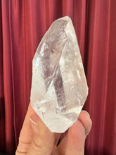 Load image into Gallery viewer, Lemurian B-quality Points
