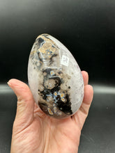 Load image into Gallery viewer, Septarian Eggs