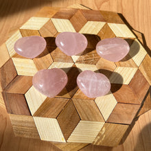 Load image into Gallery viewer, Rose Quartz Heart