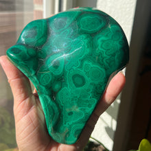 Load image into Gallery viewer, Malachite Free Form

