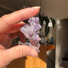 Load image into Gallery viewer, Grape Agate
