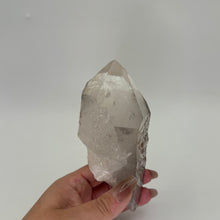 Load image into Gallery viewer, Lithium Quartz Point

