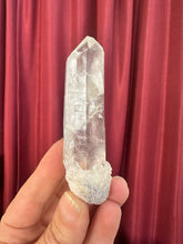 Load image into Gallery viewer, Lemurian B-quality Points
