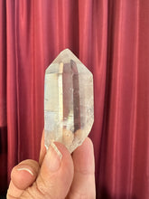 Load image into Gallery viewer, Lemurian B-quality Points
