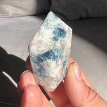 Load image into Gallery viewer, Euphoralite Ice
